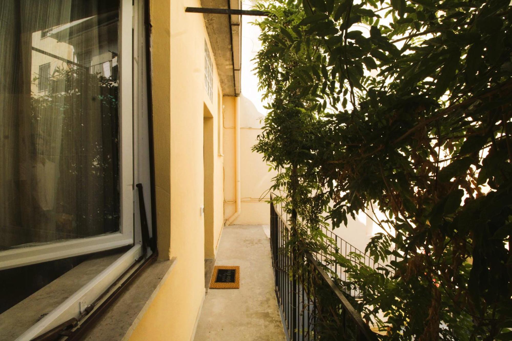 Elegante Suite Con Giardino In Centro Storico Pavia Exterior photo